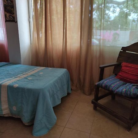 Near Lake Hostal Bacalar Quarto foto