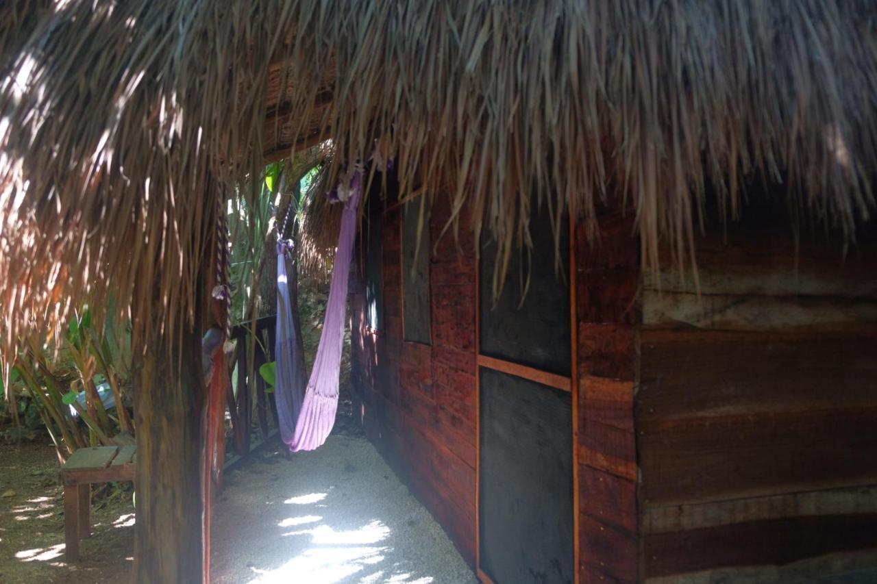 Near Lake Hostal Bacalar Exterior foto