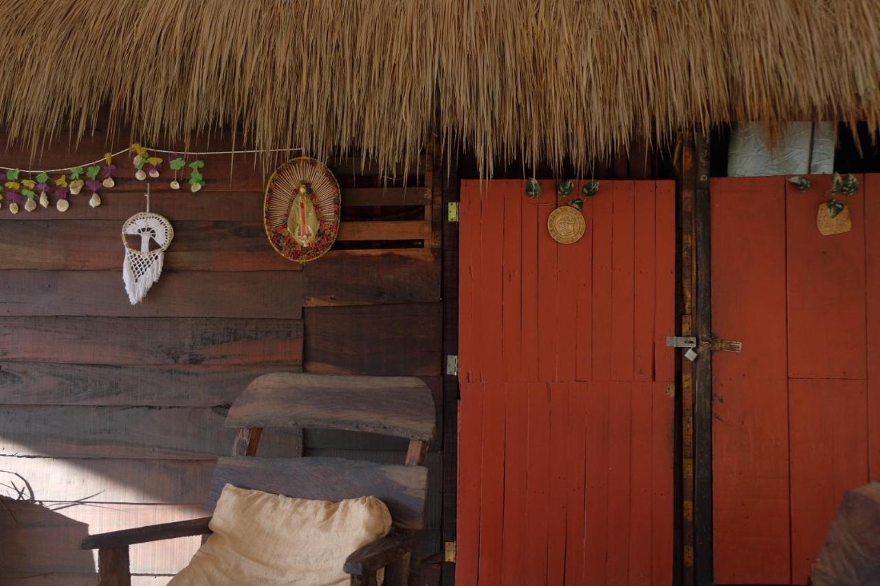 Near Lake Hostal Bacalar Exterior foto