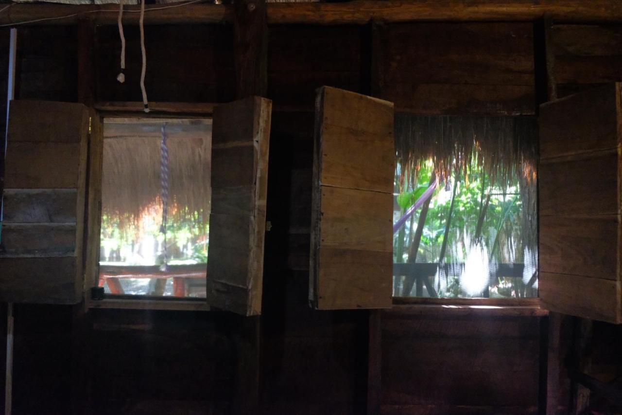 Near Lake Hostal Bacalar Exterior foto