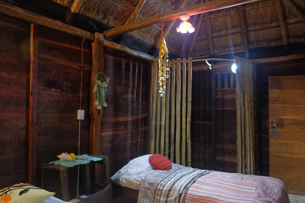 Near Lake Hostal Bacalar Exterior foto
