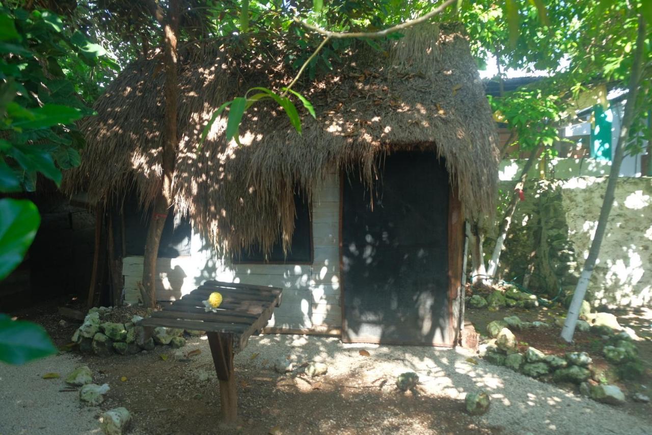 Near Lake Hostal Bacalar Exterior foto